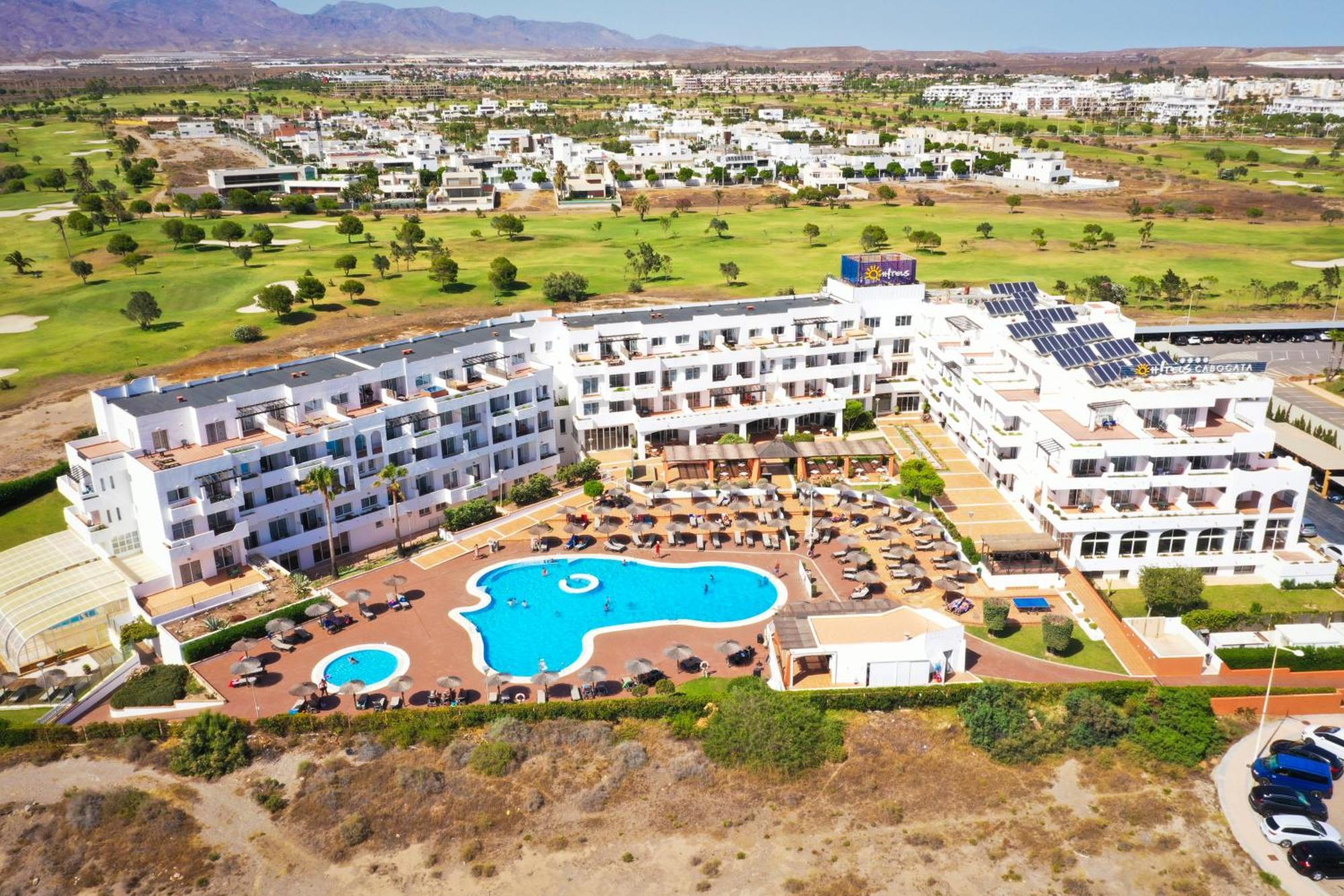 Ohtels Cabogata Hotel