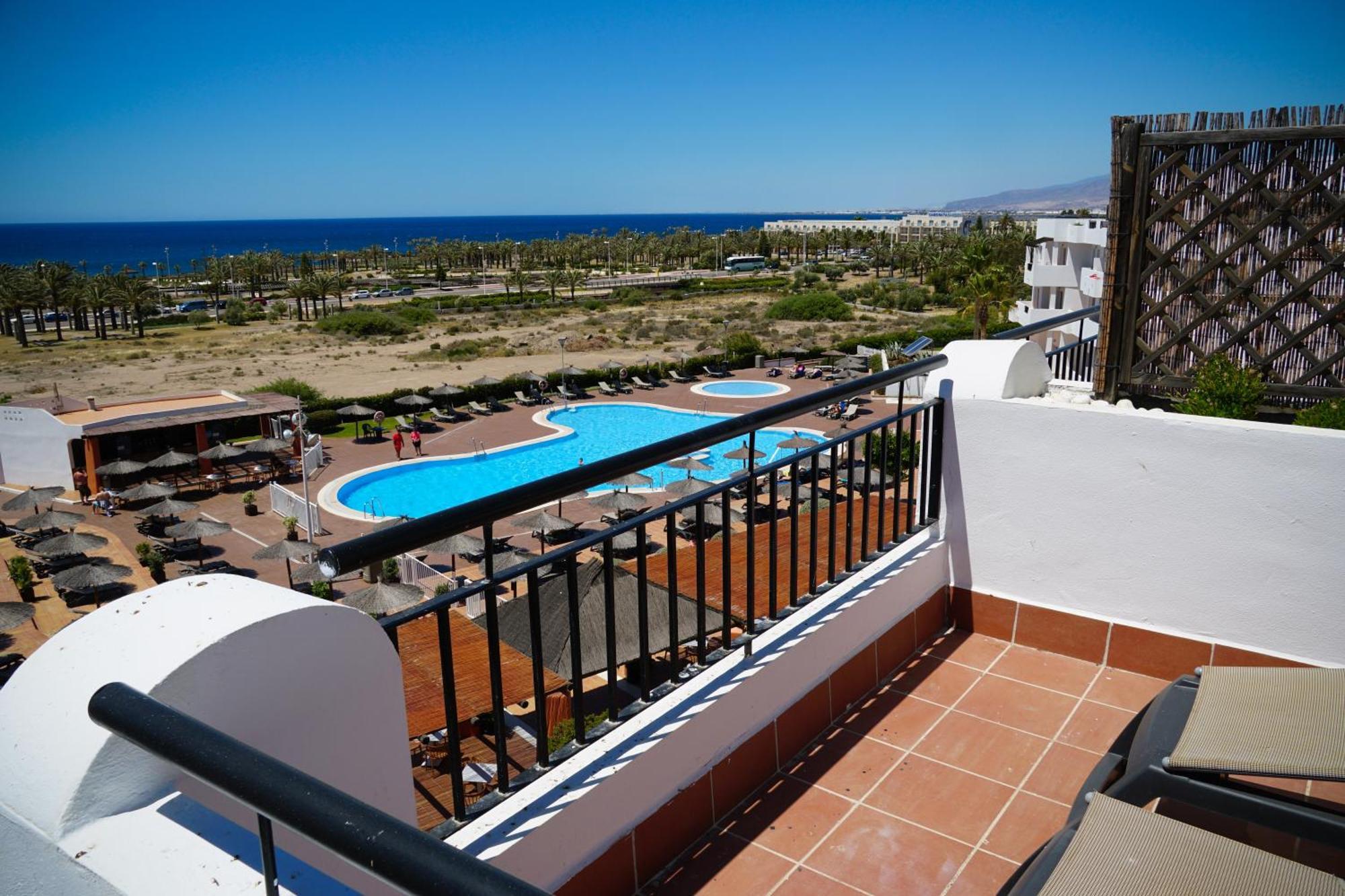 Ohtels Cabogata 4*